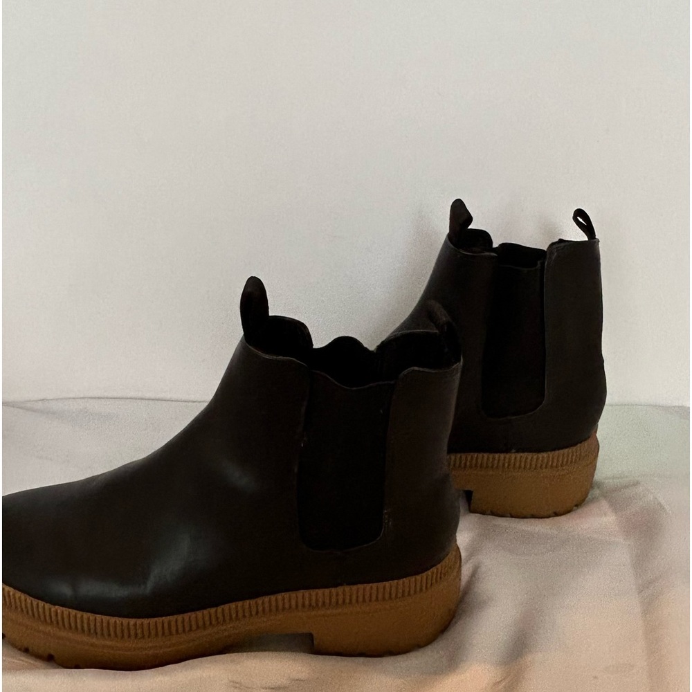 H&M Black Vegan‎ Leather Chunky Chelsea Tan Platform Boots EU 40 US 9.5